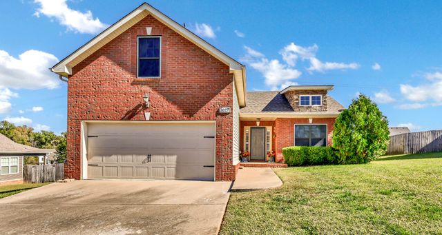3027 Outfitters Dr, Clarksville, TN 37040