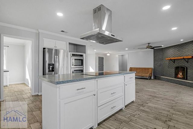 888 Altamaha Road, Jesup, GA 31545