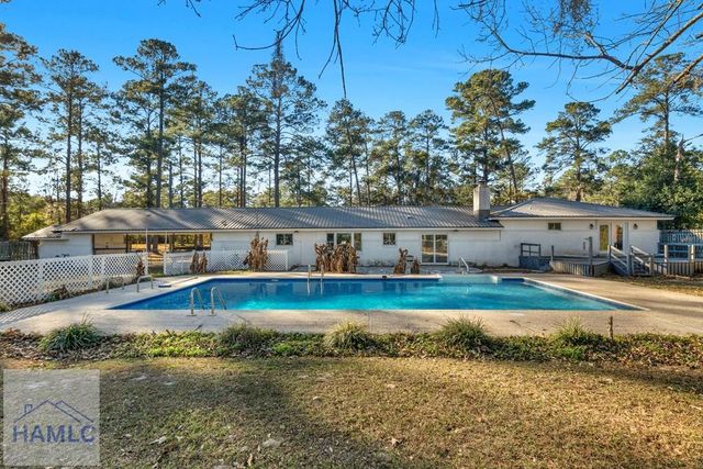 888 Altamaha Road, Jesup, GA 31545