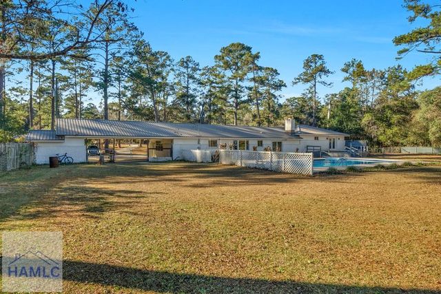 888 Altamaha Road, Jesup, GA 31545