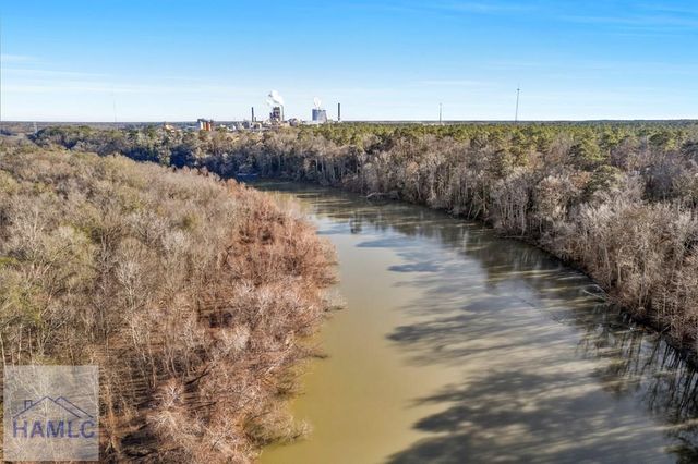 888 Altamaha Road, Jesup, GA 31545