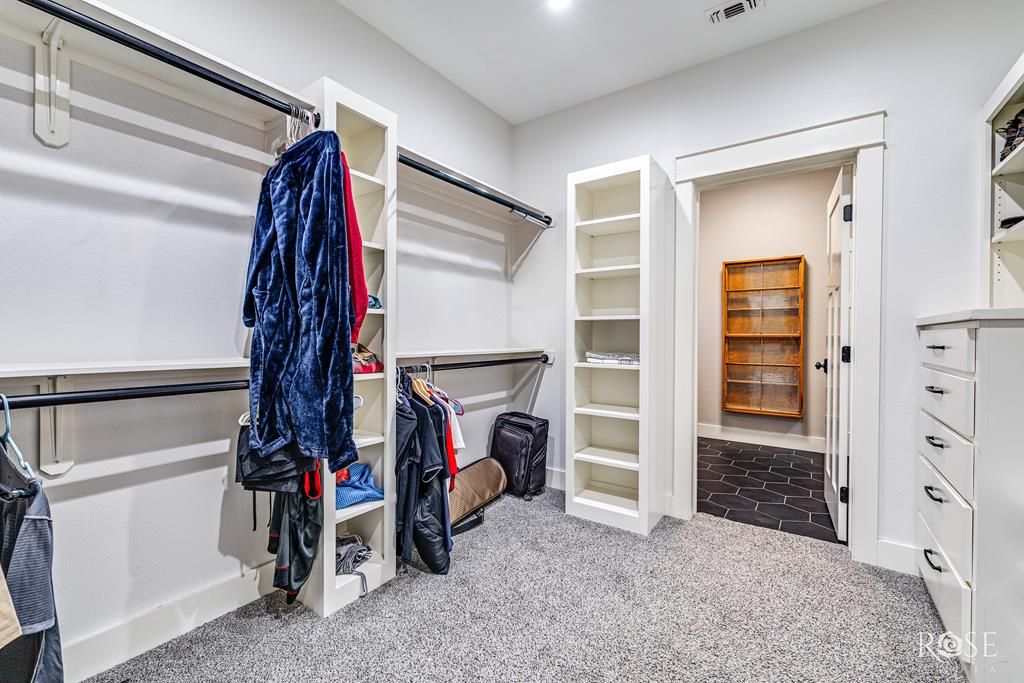 Image 24 of property listing at 7614 Aspen Ave, San Angelo, TX 76904