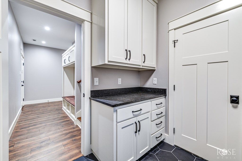 Image 27 of property listing at 7614 Aspen Ave, San Angelo, TX 76904