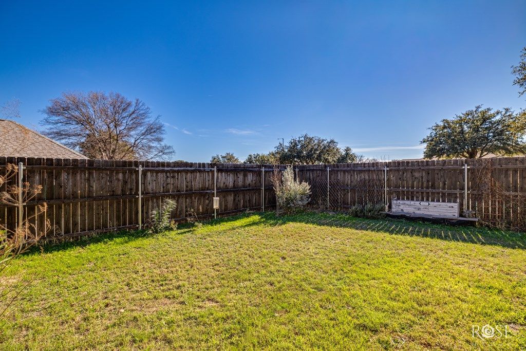 Image 41 of property listing at 7614 Aspen Ave, San Angelo, TX 76904
