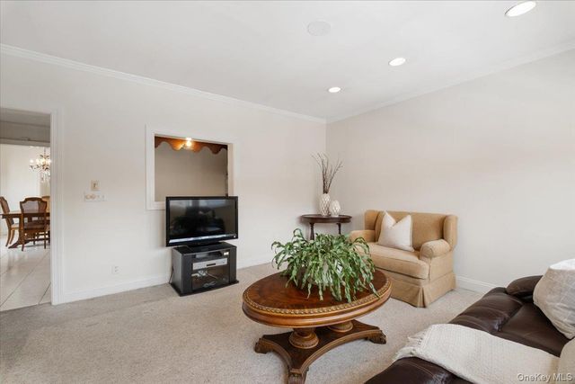 1224 Knickerbocker Avenue, Mamaroneck, NY 10543