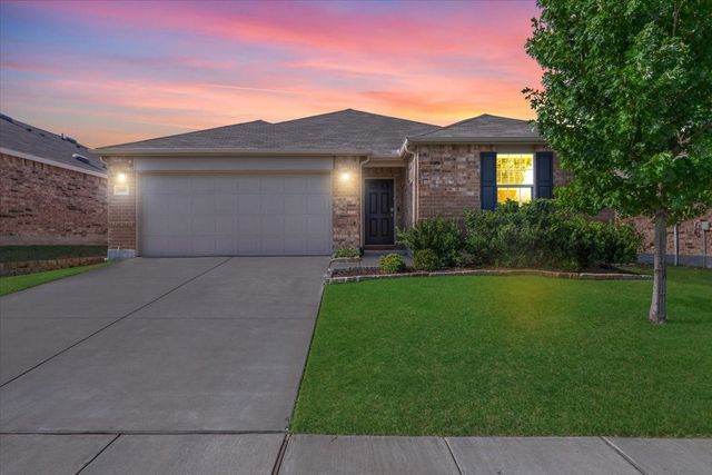 1416 Trace Drive, Aubrey, TX 76227