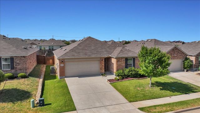 1416 Trace Drive, Aubrey, TX 76227