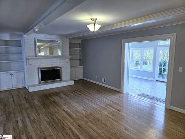 14 Fernwood Drive, Taylors, SC 29687