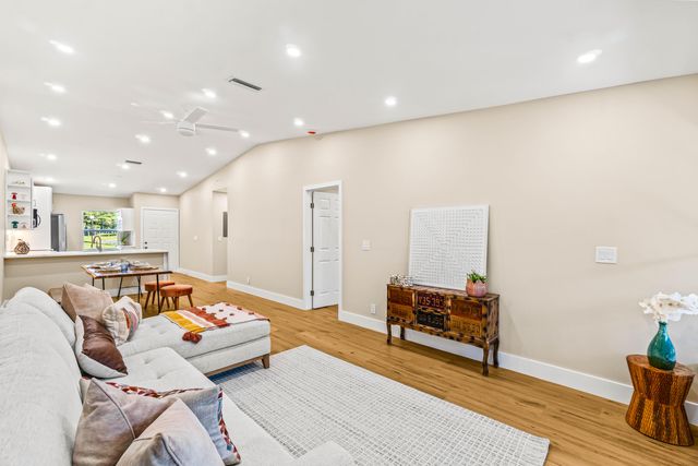 18563 Egret Way, Boca Raton, FL 33496