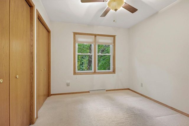 2 Cottonwood Circle, Madison, WI 53704