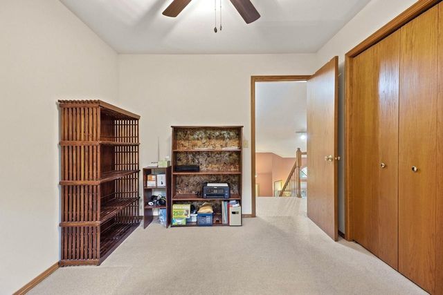 2 Cottonwood Circle, Madison, WI 53704