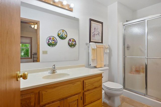 2 Cottonwood Circle, Madison, WI 53704