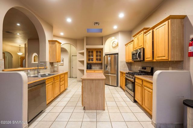 1191 Warm Springs Lane, Las Cruces, NM 88011