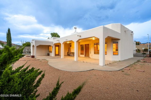 1191 Warm Springs Lane, Las Cruces, NM 88011