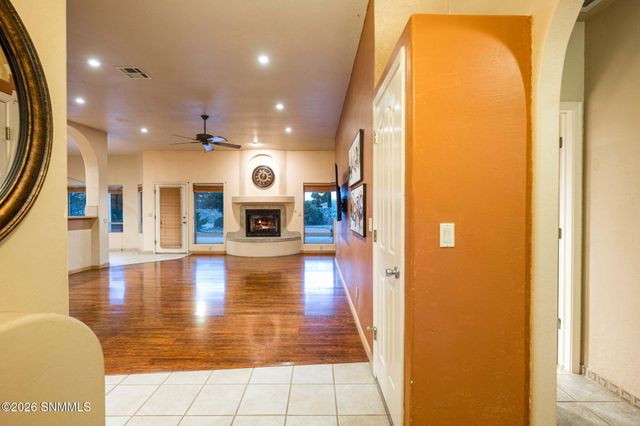 1191 Warm Springs Lane, Las Cruces, NM 88011