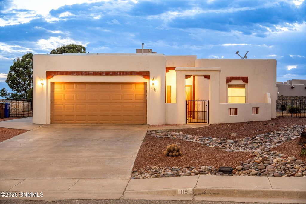 1191 Warm Springs Lane, Las Cruces, NM 88011