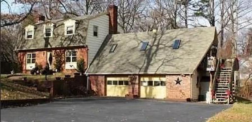 678 209TH, Pasadena, MD 21122