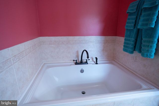 10201 GREENSIDE DR, Cockeysville, MD 21030