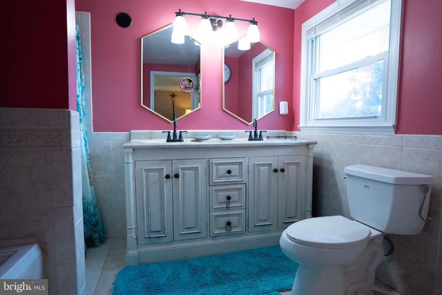 10201 GREENSIDE DR, Cockeysville, MD 21030