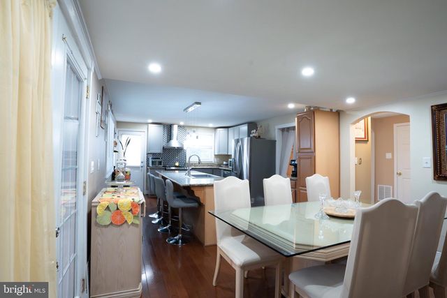 10201 GREENSIDE DR, Cockeysville, MD 21030