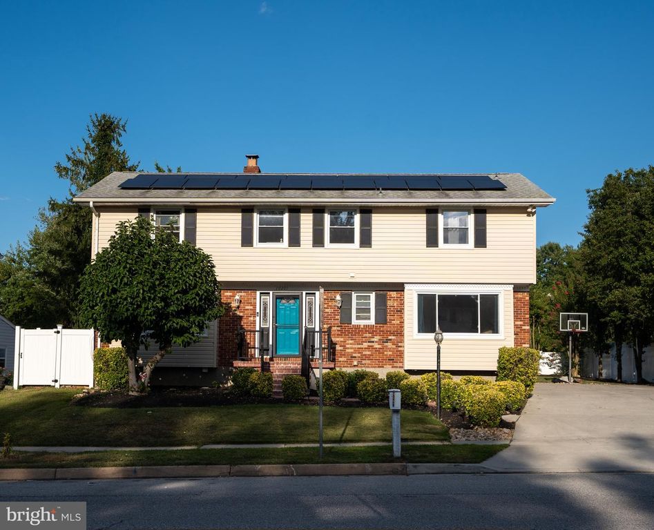 10201 GREENSIDE DR, Cockeysville, MD 21030