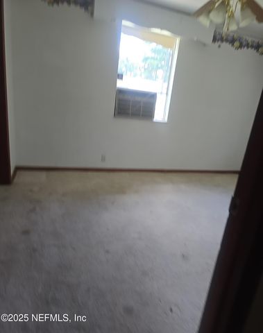 2124 LAKE WEIR Avenue, Jacksonville, FL 32210