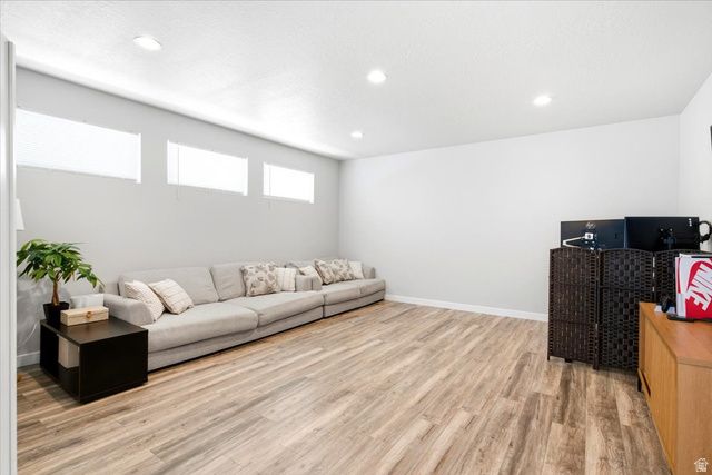 2359 W 3225 S, West Haven, UT 84401