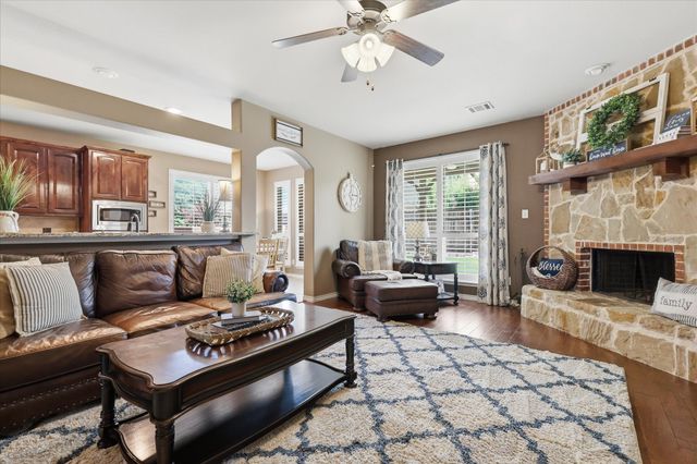 10512 Flat Creek Trail, Mckinney, TX 75072