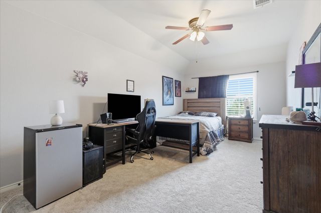 10512 Flat Creek Trail, Mckinney, TX 75072