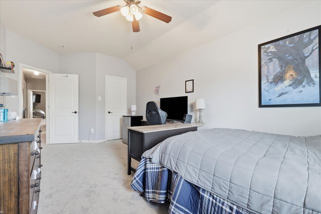 10512 Flat Creek Trail, Mckinney, TX 75072