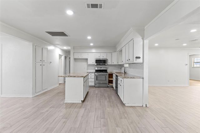 10906 Keese Drive, Houston, TX 77089