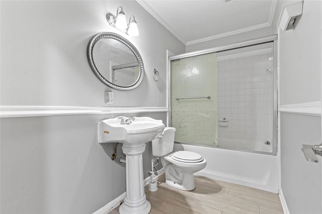 10906 Keese Drive, Houston, TX 77089