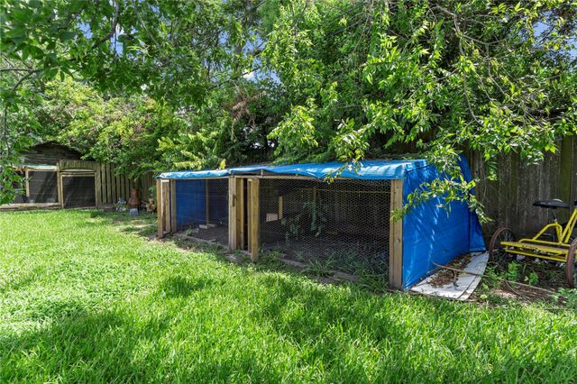 10906 Keese Drive, Houston, TX 77089