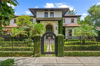 2701 SW 77th Ct, Miami, FL 33155
