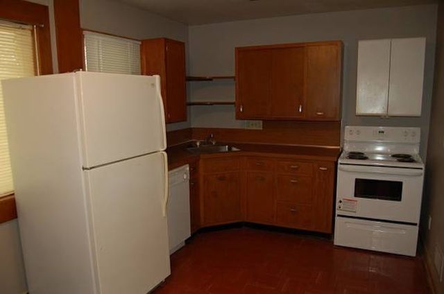 121 S Governor Street, Iowa City, IA 52240