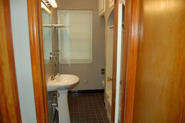 121 S Governor Street, Iowa City, IA 52240