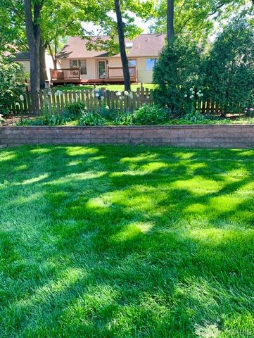 22 Shadow Creek Drive, St Peters, MO 63376