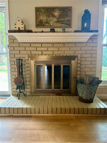 22 Shadow Creek Drive, St Peters, MO 63376