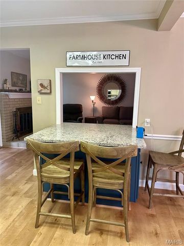 22 Shadow Creek Drive, St Peters, MO 63376