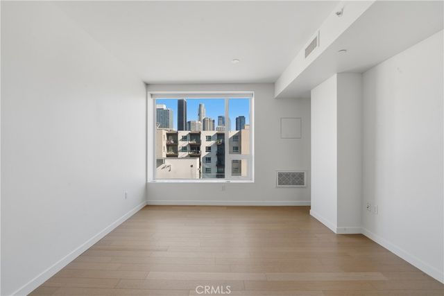 1050 S Grand Avenue 708, Los Angeles, CA 90015