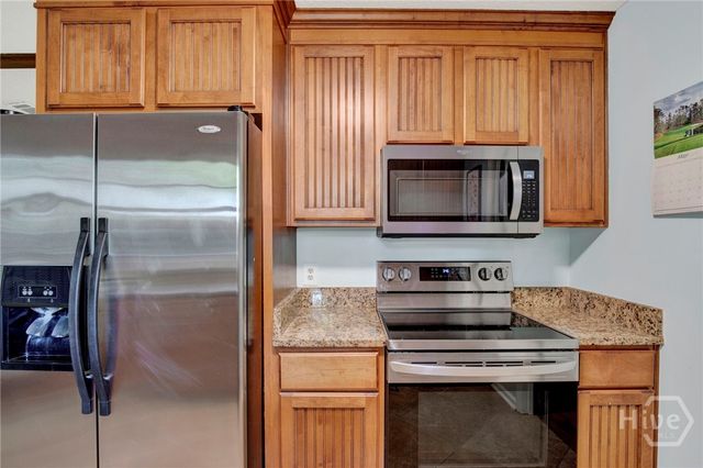 157 Hampshire Road, Savannah, GA 31410