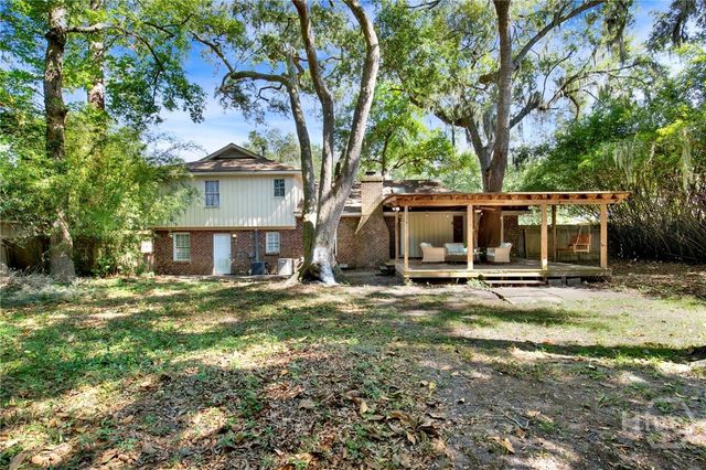 157 Hampshire Road, Savannah, GA 31410