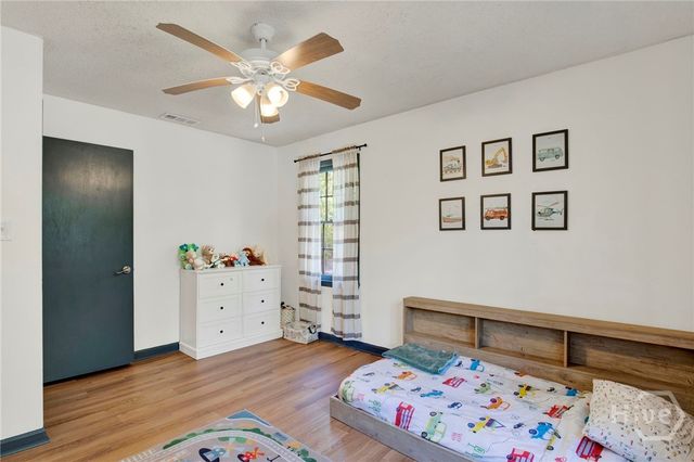 157 Hampshire Road, Savannah, GA 31410