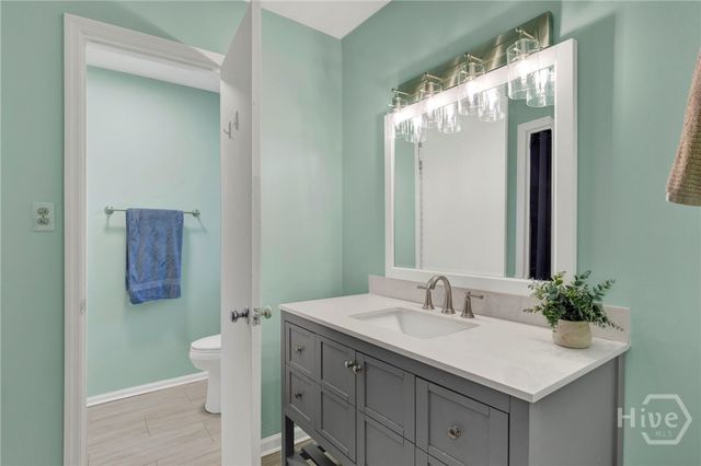157 Hampshire Road, Savannah, GA 31410