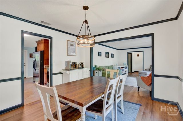 157 Hampshire Road, Savannah, GA 31410