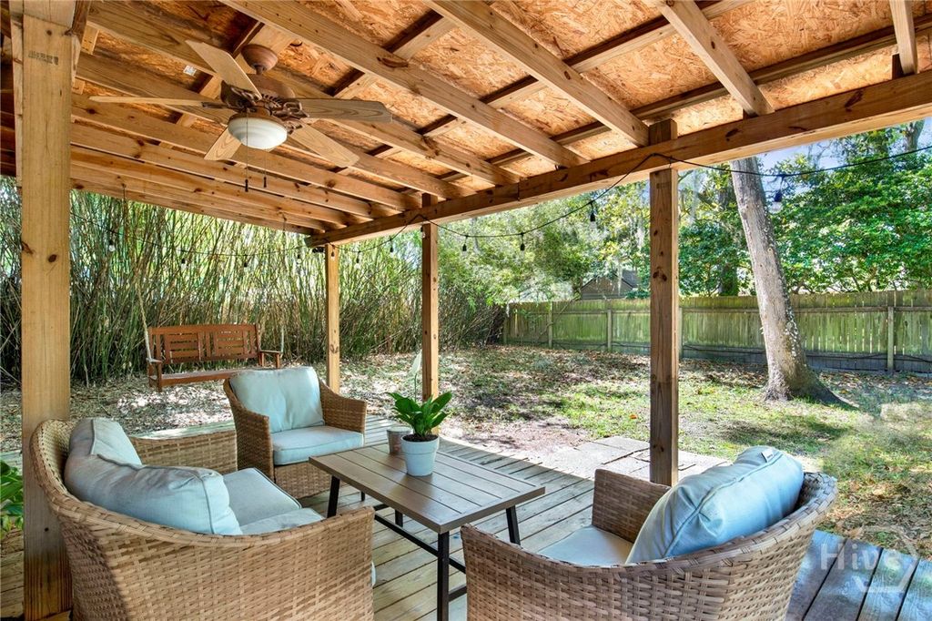 Image 19 of property listing at 157 Hampshire Road, Savannah, GA 31410