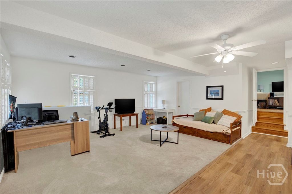 Image 30 of property listing at 157 Hampshire Road, Savannah, GA 31410