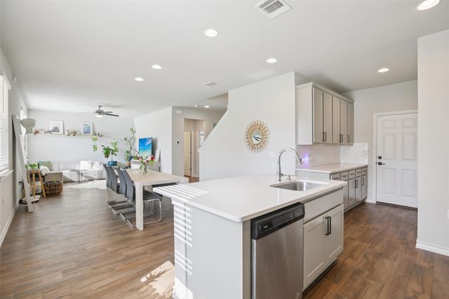 1913 Jacey WAY, Austin, TX 78725