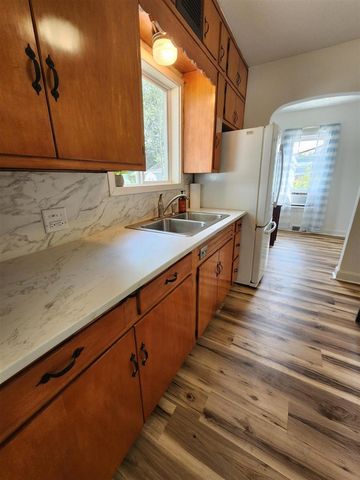 2815 Whittier Drive, Kalamazoo, MI 49001