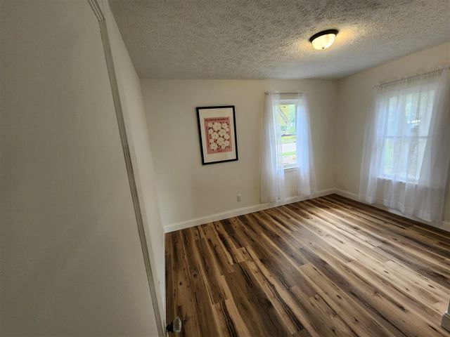 2815 Whittier Drive, Kalamazoo, MI 49001